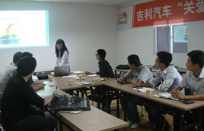 集中招聘、培訓(xùn)在名邦車業(yè)
